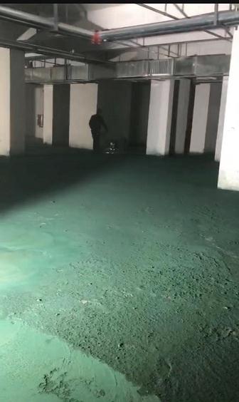 xx地下车库金刚砂施工(图1)