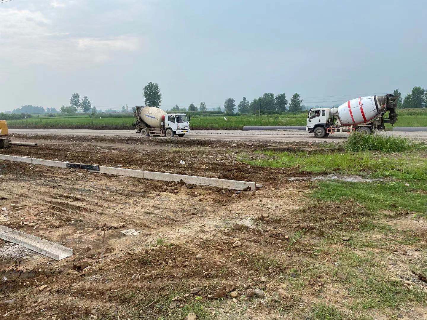 当阳xx资源回收厂混凝土地坪施工启动(图1)