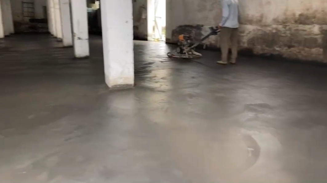 当阳xx厂房地坪翻新为金刚砂地坪(图2)